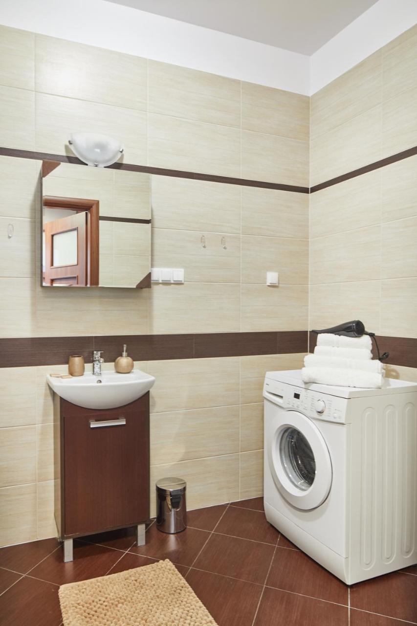 Zoliborz Green Garden Apartment วอร์ซอ ภายนอก รูปภาพ